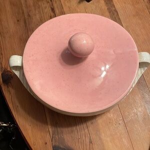 Vintage covered Casserole dish with an amazing pink lid